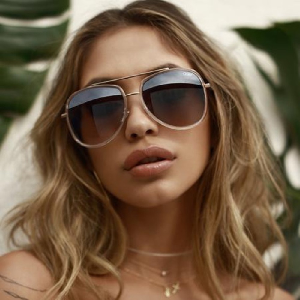 QUAY Needing fame sunglasses